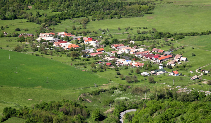 Letecké foto obce. Jar 2014