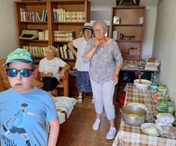 Aktuality / Čistenie studničky 