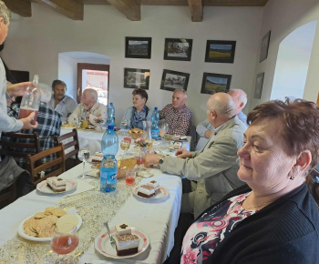 Aktuality / Október je mesiacom úcty k starším.  - foto