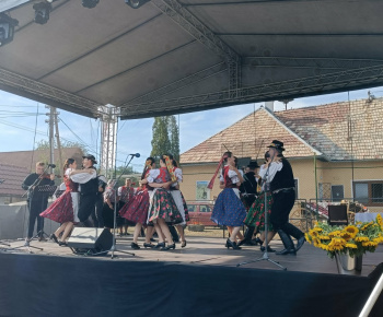Aktuality / POZVÁNKA - foto