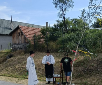 Aktuality / POZVÁNKA - foto